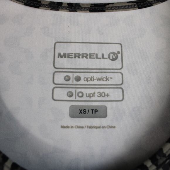 Merrell Athletic Dress Size XS Gray Opti Wick Geometric Cap Sleeve UPF Stretch - Picture 4 of 6